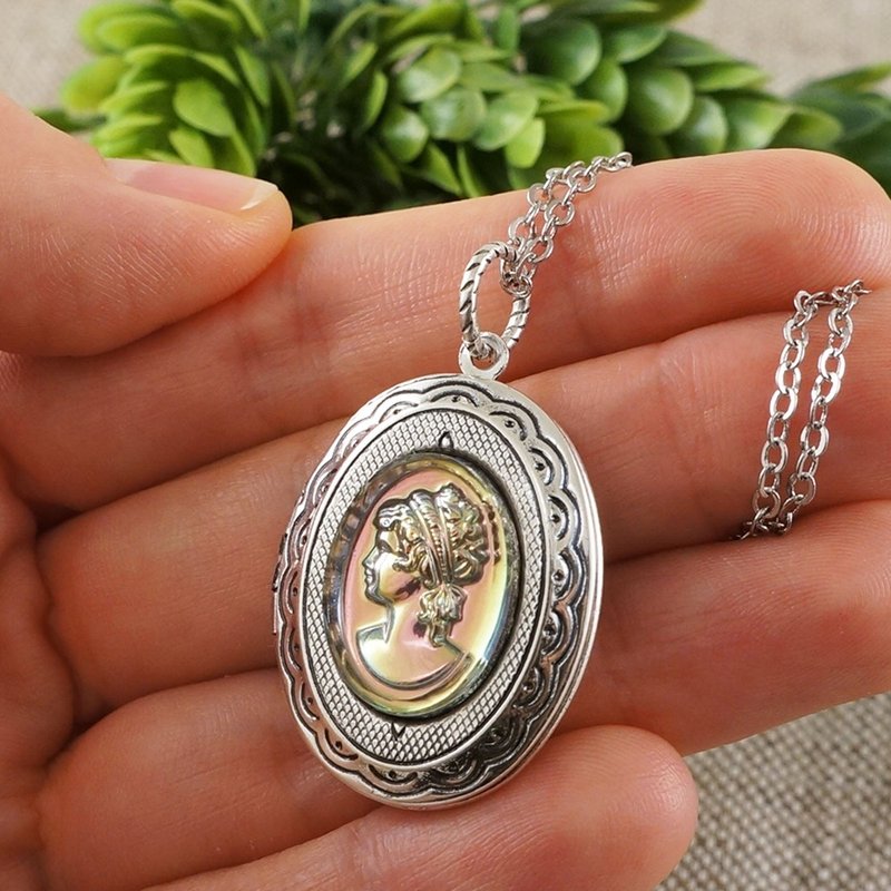 Lady Girl Intaglio Cameo Photo Locket Iridescent Vintage Glass Necklace Jewelry - 項鍊 - 玻璃 銀色