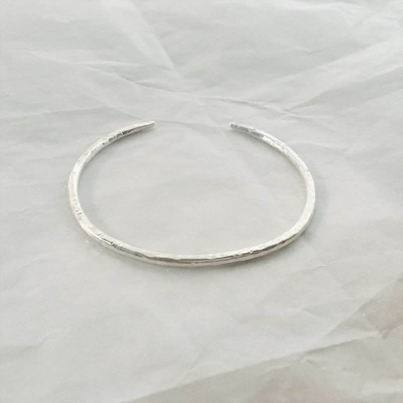 Knock the irregular silver bracelet - Bracelets - Other Metals White