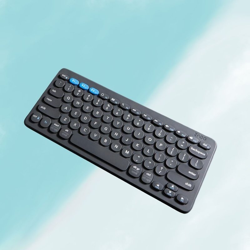 ZAGG Pro 17 Keyboard Wireless Charging Desktop Keyboard - Computer Accessories - Other Metals Black
