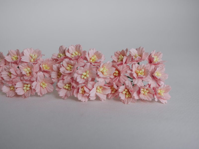 Paper flower, Wedding, 50 pcs. cherry blossom supplies, 2 cm. pink color. - Wood, Bamboo & Paper - Paper Pink