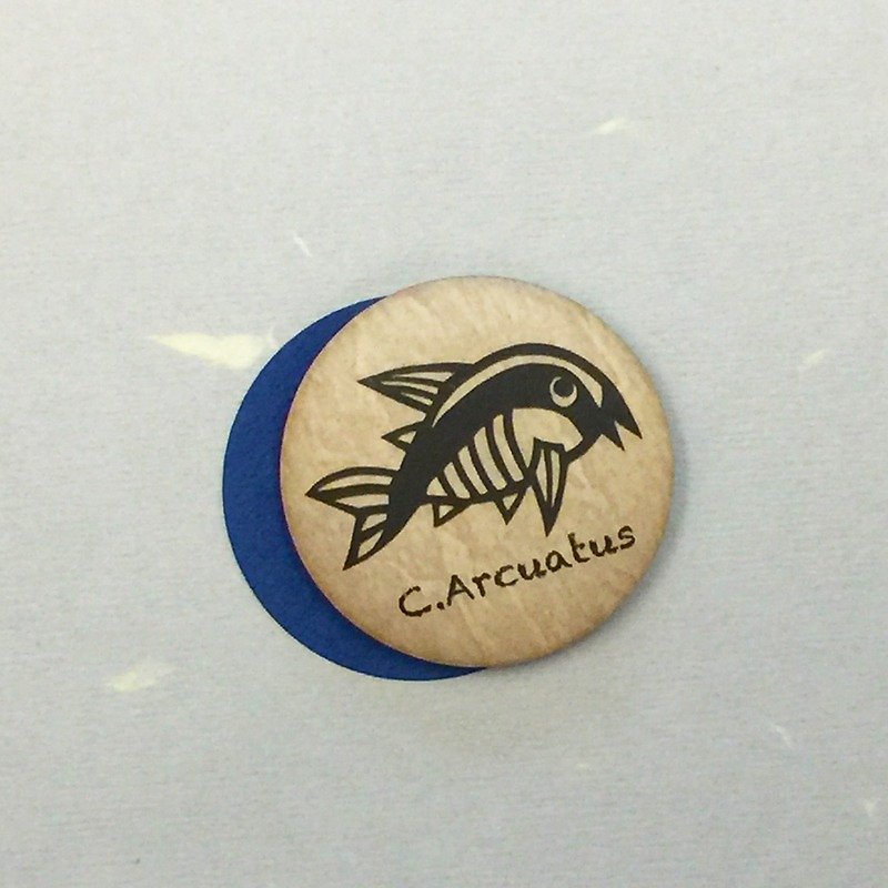 Corydoras' Button Badge - C.Arcuatus - Badges & Pins - Plastic Khaki