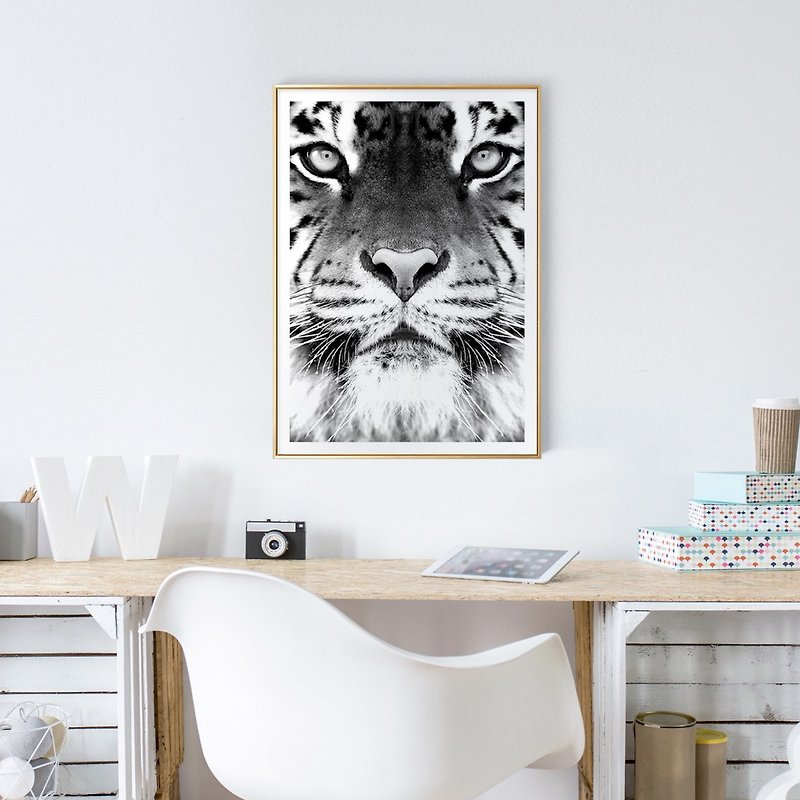 Tiger-Lonely Hunter- Black and White, Photography, Animal, Safari Print, Nordic - โปสเตอร์ - วัสดุอื่นๆ หลากหลายสี