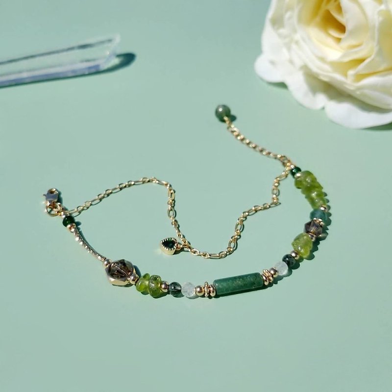 Bamboo Story. Aquatic Onyx Stone Green Hair Crystal 14K Gold-Packed Crystal Ore Design Bracelet - Bracelets - Crystal Green