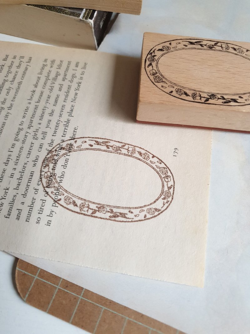 rose frame rubber stamp - ตราปั๊ม/สแตมป์/หมึก - ไม้ สีนำ้ตาล