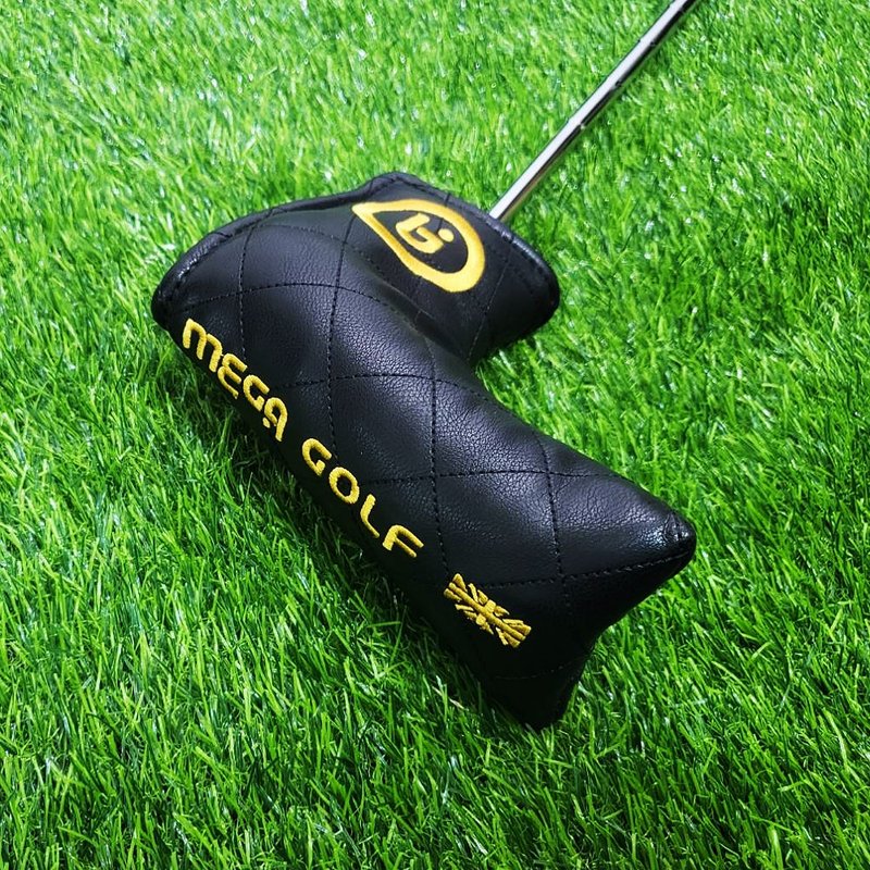 【MEGA GOLF】磁吸L形格紋推桿套 - 運動配件 - 其他材質 黑色