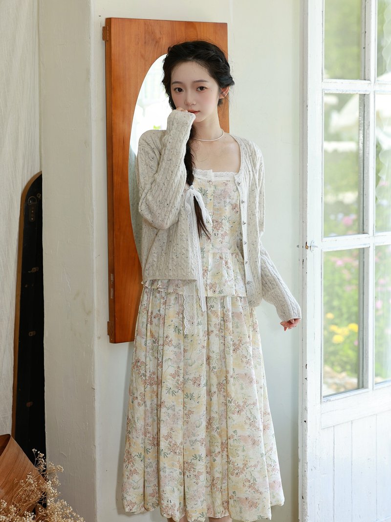 浪漫主義 / 溫柔小毛衣 / 細膩亞麻碎花背心 / 蓬蓬花苞半身裙 - 女上衣/長袖上衣 - 其他材質 多色