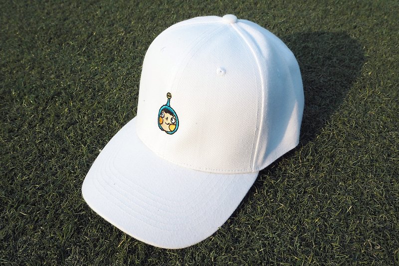 White LamHo Embroidered Cap - หมวก - ผ้าฝ้าย/ผ้าลินิน ขาว