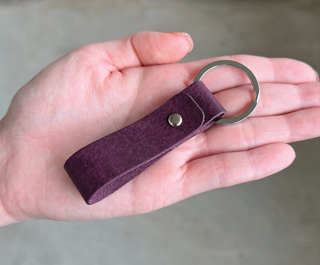 LEATHER Keychains, Key Fob, Cool Leather Keychains, Engrave Key