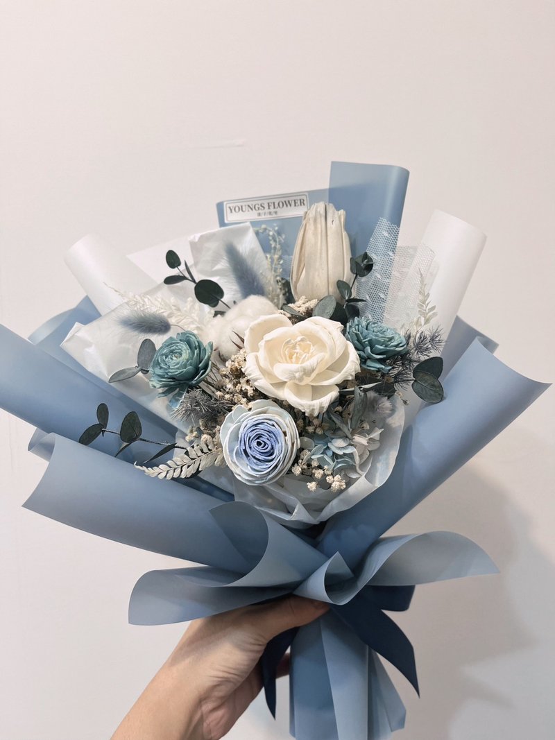 Angel Blue Sola Dry Bouquet - ช่อดอกไม้แห้ง - พืช/ดอกไม้ สีน้ำเงิน