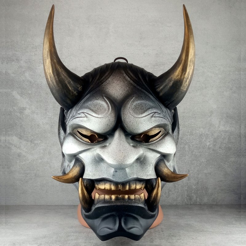 Gray Hannya Mask: Traditional Japanese Oni Mask, Wearable Wall Decor - 口罩/口罩收納套 - 塑膠 灰色