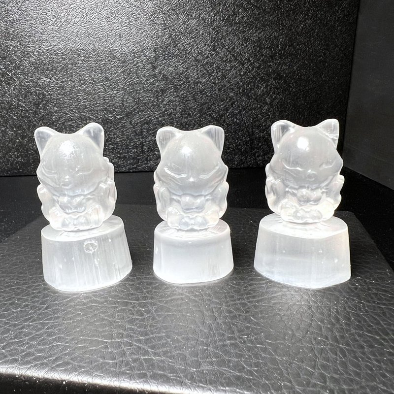 九尾狐。淨化 充電 能量 療癒 擺件 消磁 l 透石膏 l - 擺飾/家飾品 - 水晶 白色