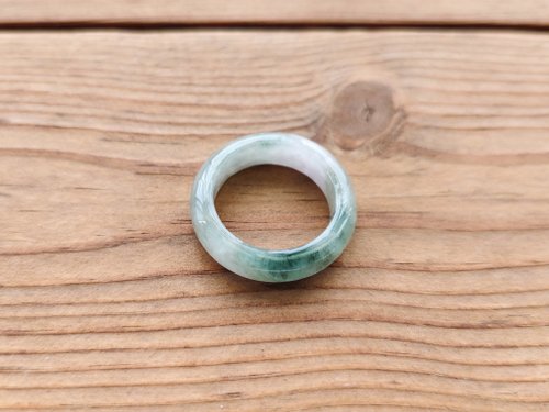 螺絲帽帽工作室 【親翠】天然翡翠 冰滿綠多色綠飄花手指鐲12號戒圈