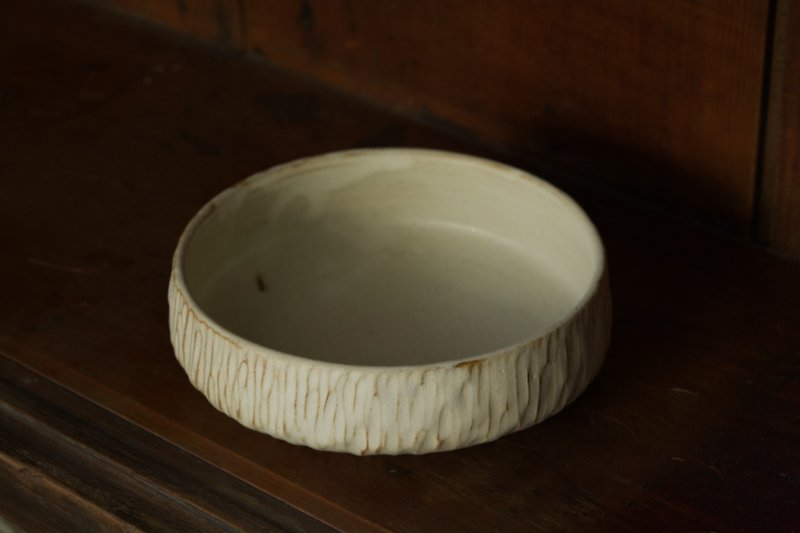 Chiseled Wood Grain Bowl | Snow White - Bowls - Pottery White
