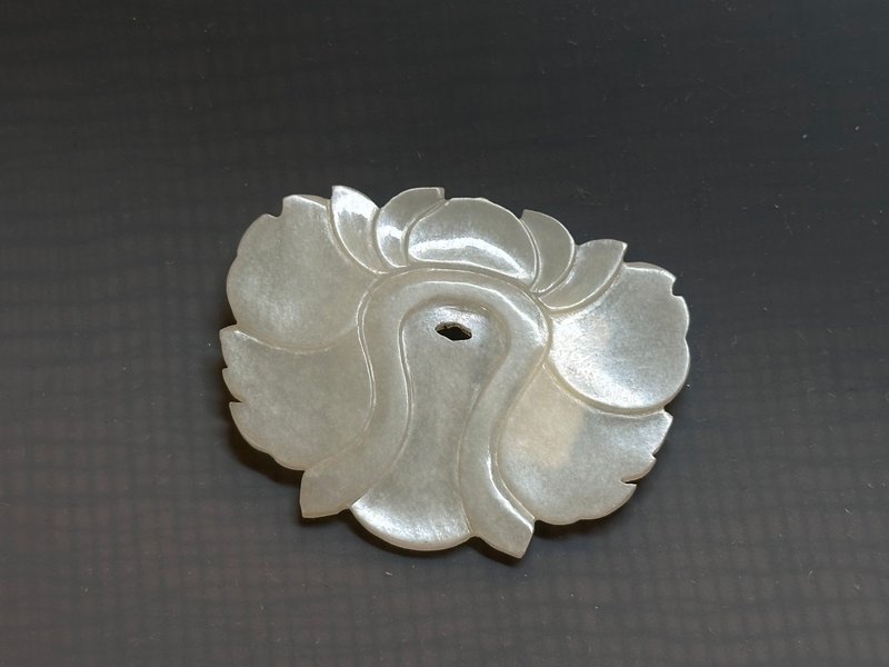 White jade floral pieces - Other - Jade White