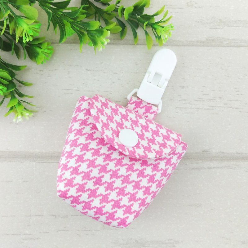 Classic houndstooth pattern-2 colors available. Nipple storage bag (can be increased by 40 embroidered names) - ขวดนม/จุกนม - ผ้าฝ้าย/ผ้าลินิน สึชมพู