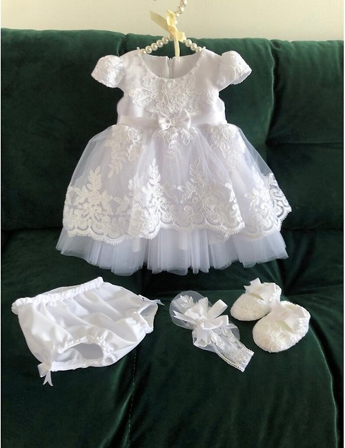 V.I.Angel White dress with lace and sparkles, headband, panties and lace shoes.