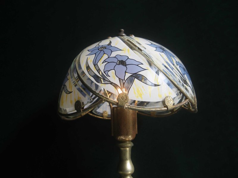 【OLD-TIME】Early Second-hand Taiwanese Glass Table Lamp - โคมไฟ - วัสดุอื่นๆ หลากหลายสี