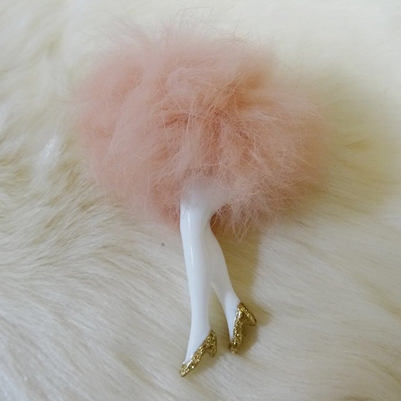 DancingPuffLady earrings / Gold heel × Pink puff - Earrings & Clip-ons - Plastic Pink