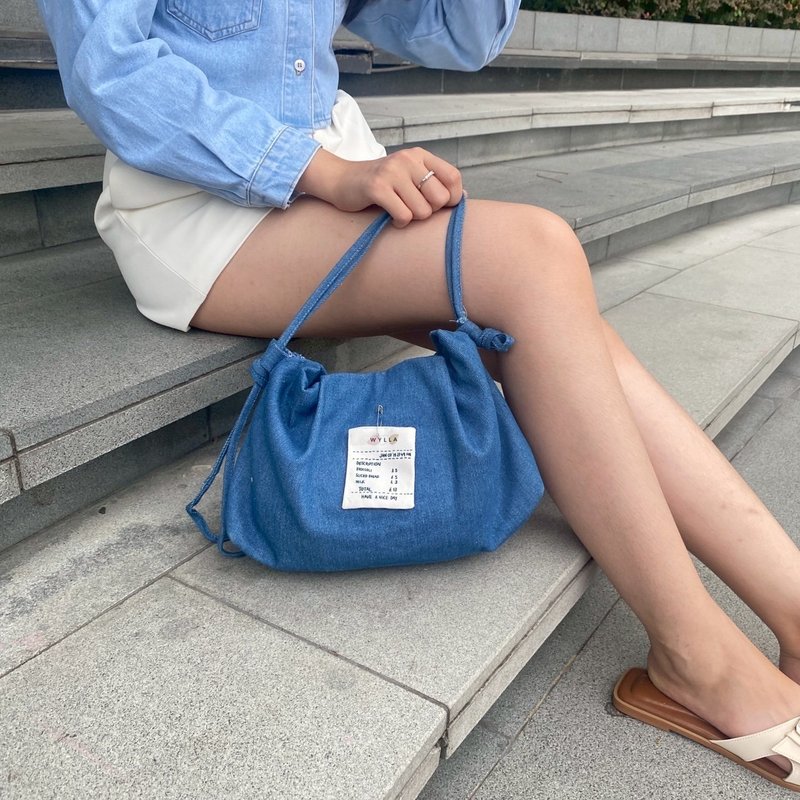 Wyllabrand Medium Roasted Gyoza bag - 手提包/手提袋 - 其他材質 藍色