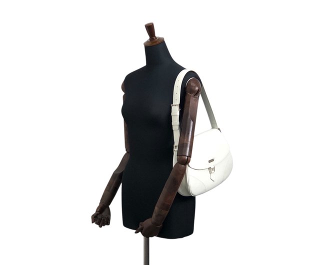 日本直送名牌中古包】BURBERRY バーバリーショルダーバッグ