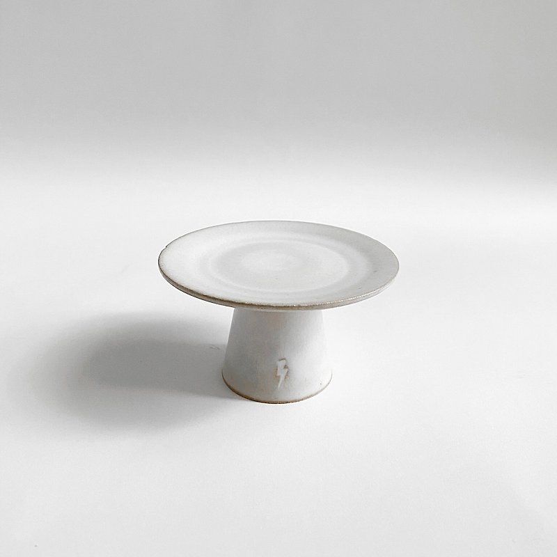 [Small high platform series] White glaze small high plate No. 17 - ของวางตกแต่ง - ดินเผา ขาว