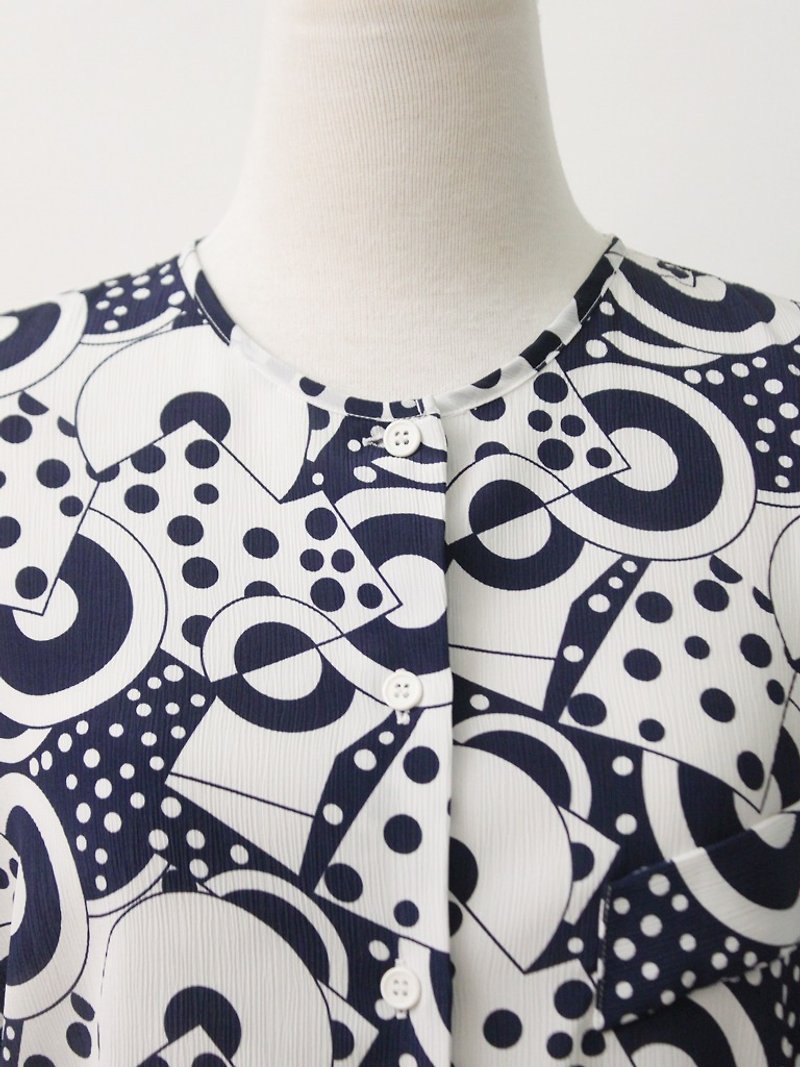 Vintage Dark Blue Dotted Geometric Printed Short Sleeve 90s Vintage Vintage European Blouse - Women's Shirts - Polyester White