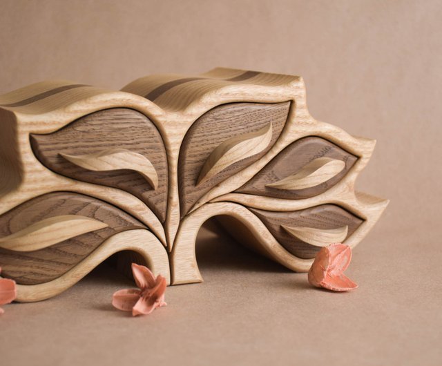 Small Wooden Jewelry Storage & Gift Box With Top Carved Leaf Pattern - Zen  Merchandiser