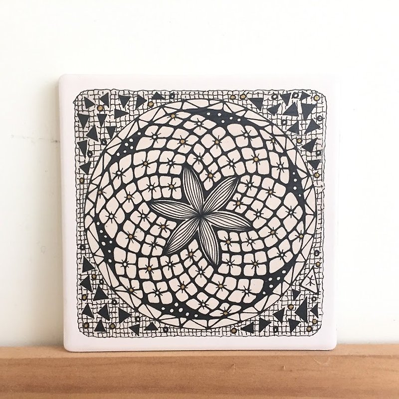 Ceramic Tangles Coaster/ Hand-Drawing/ Flower at night - Coasters - Other Materials Black