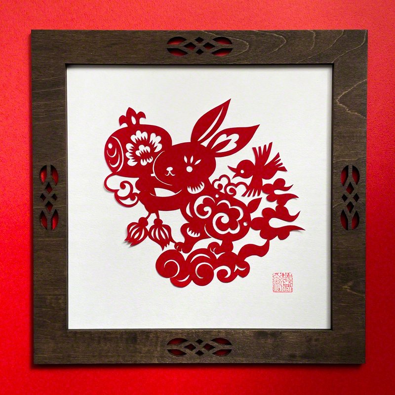 木製フレーム付き　受注製作   切り紙・福撒きうさぎ - 海報/掛畫/掛布 - 紙 紅色