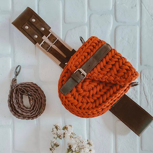 SmachnaTorba Crochet pattern fanny pack bag holster PDF and video tutorial