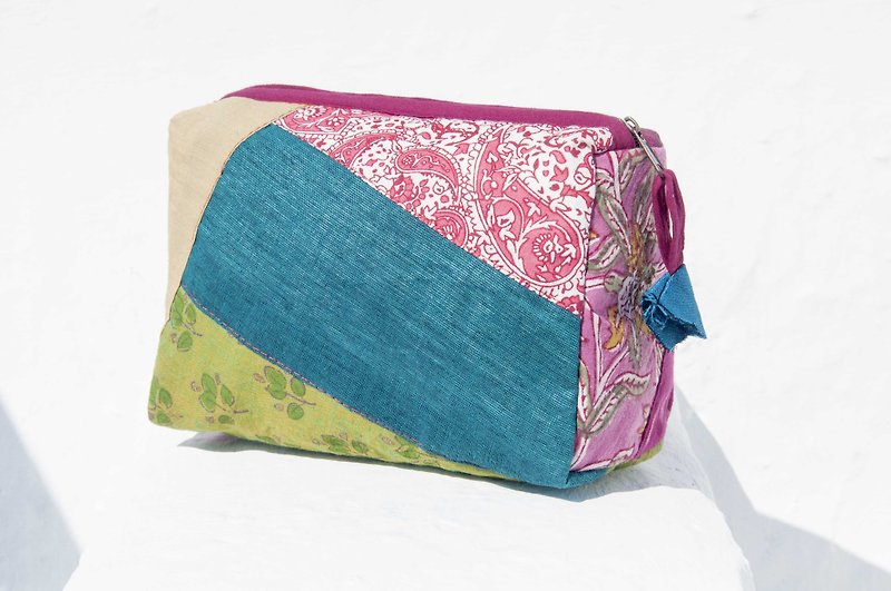 Valentine’s Day gift, Mother’s Day gift, birthday gift, limited one blue dye patchwork storage bag/ ethnic bag/ camera bag/ woodcut cosmetic bag/ mobile phone bag/ travel clutch-woodcut color forest leaf flowers - Clutch Bags - Cotton & Hemp Multicolor
