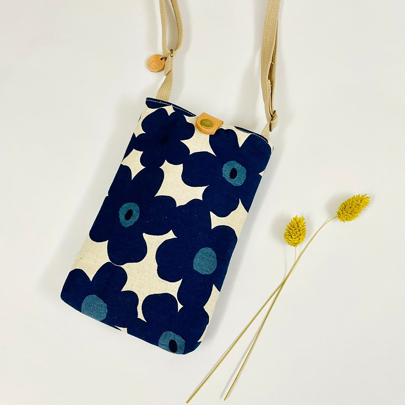 Poppy flower. Mobile phone sling bag. Zippered interior pocket. Leather buckle strap. Can be hung around the neck and worn cross-body. Design cloth - Messenger Bags & Sling Bags - Cotton & Hemp Blue