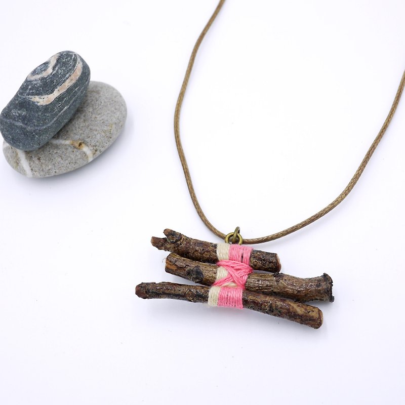木質 樹枝 手工項鍊 頸鏈 升級再造 環保 - 米、粉 - 頸鏈 - 木頭 粉紅色