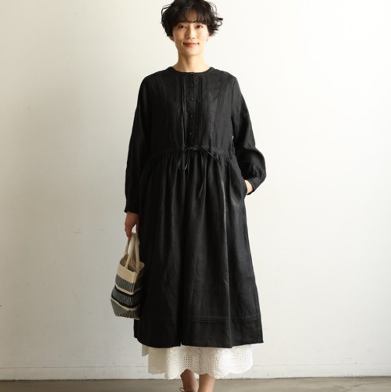 Eye-catching long dress made of 100% Linen with lace, black 240325-1 - ชุดเดรส - ผ้าฝ้าย/ผ้าลินิน 