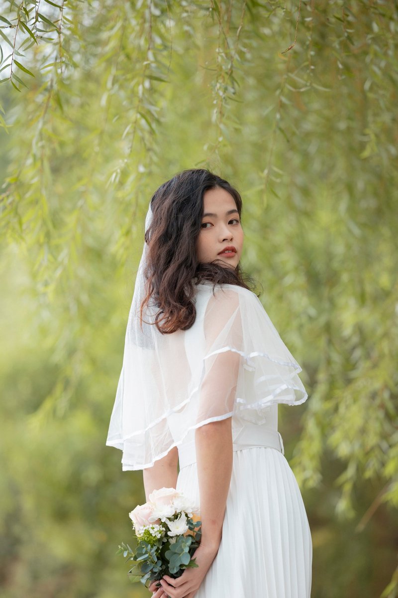 簡約緞面滾邊頭紗       輕婚紗首選 - 髮夾/髮圈 - 其他材質 白色