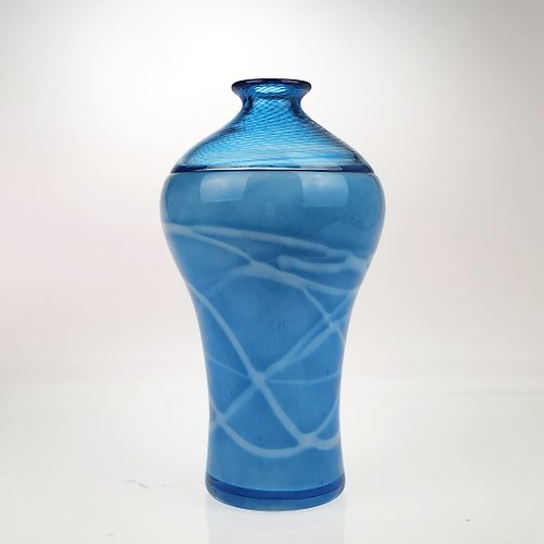 臺灣玻璃舘 迴享系列-水藍梅瓶 手作玻璃花器 純手工吹製