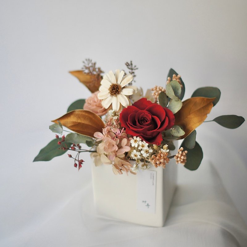 [Garden Lane Floral] Rose Red Opening Flower Gift/New Home Completion/Promotion Gift - Dried Flowers & Bouquets - Plants & Flowers 