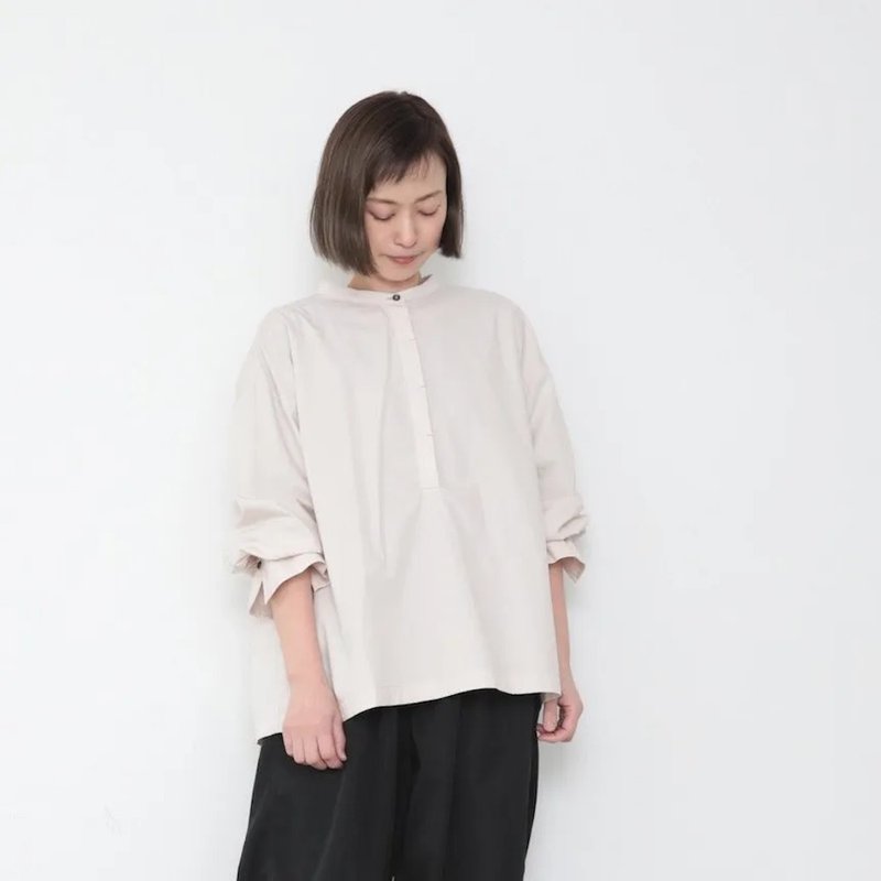 OMAKE.jp 花袖後褶襯衫VerticalShirts 奶油 - 女上衣/長袖上衣 - 棉．麻 灰色