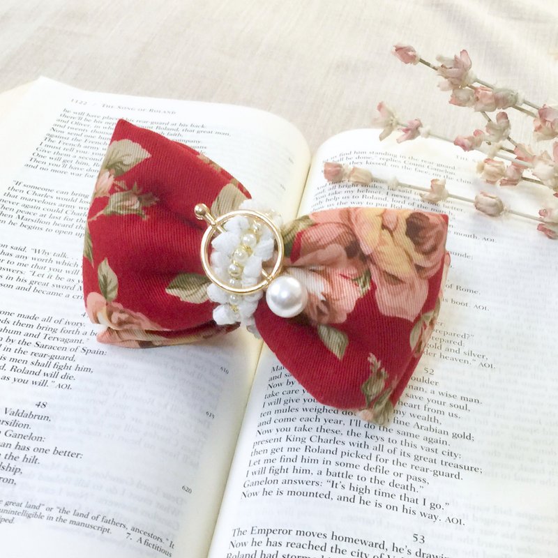 Red classical cotton fabric banana clip shark clip scrunchie ponytail clip hair clip spring clip hair ring - เครื่องประดับผม - ผ้าฝ้าย/ผ้าลินิน สีแดง