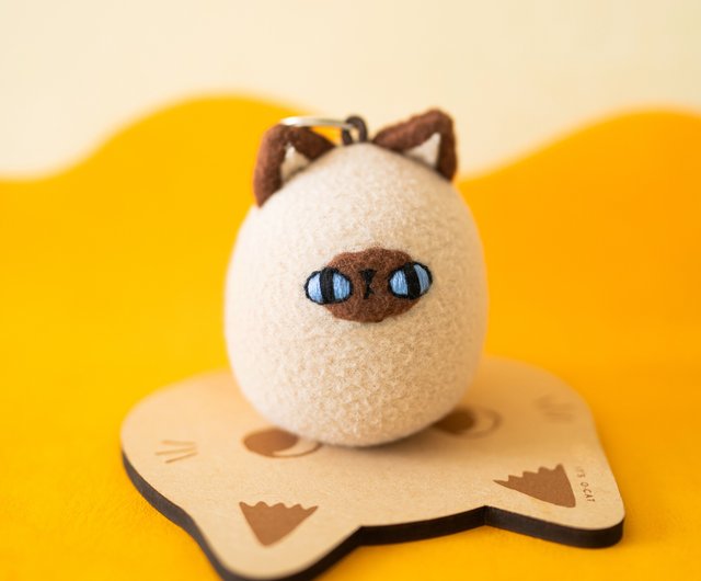 手作りシャム猫ぬいぐるみキーホルダー - ショップ Chai Mao Handmade