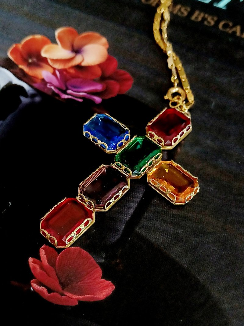 vintage jewelry  古典彩色玻璃十字架項鍊 - 項鍊 - 其他金屬 