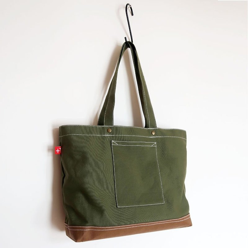 Canvas 4-Pocket Totebag - กระเป๋าถือ - ผ้าฝ้าย/ผ้าลินิน สีเขียว