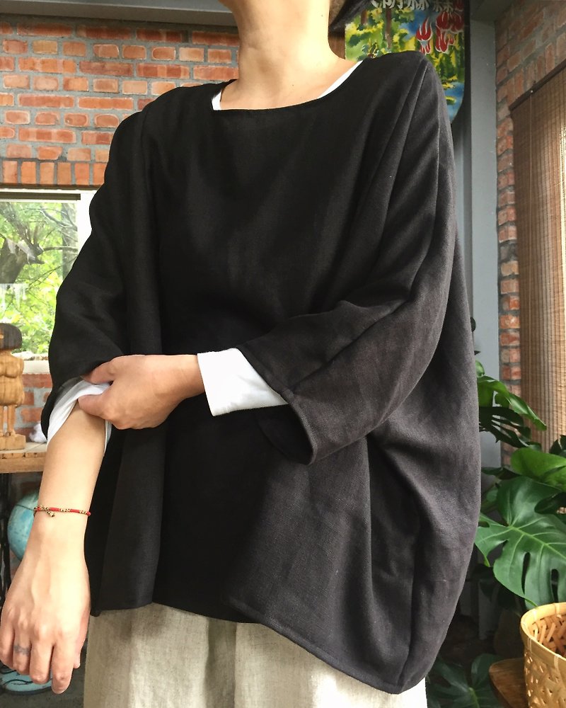 Autumn and winter thick linen wide paneling blouse - เสื้อผู้หญิง - ผ้าฝ้าย/ผ้าลินิน สีดำ