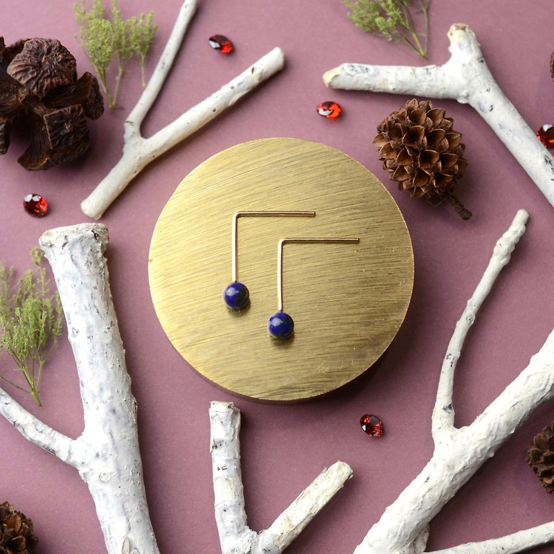 Lapis lazuli pin earrings, surgical Stainless Steel, birthday present, Christmas - ต่างหู - เครื่องเพชรพลอย สีน้ำเงิน