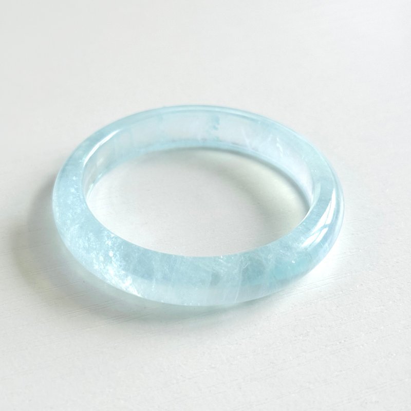 Aquamarine peace bracelet - สร้อยข้อมือ - คริสตัล สีน้ำเงิน