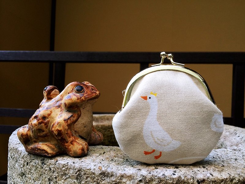 [Friendly ducks and ducks] small mouth gold bag - กระเป๋าใส่เหรียญ - ผ้าฝ้าย/ผ้าลินิน 