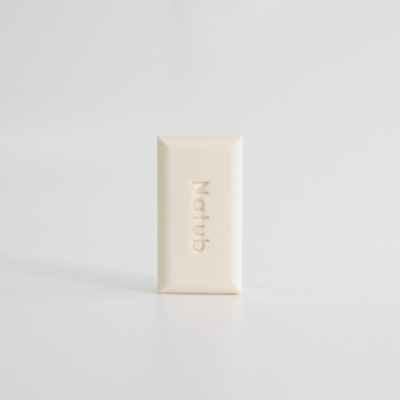 【Natub】Floral 01 靜謐花香 保濕天然香皂 - 肥皂/手工皂 - 其他材質 白色