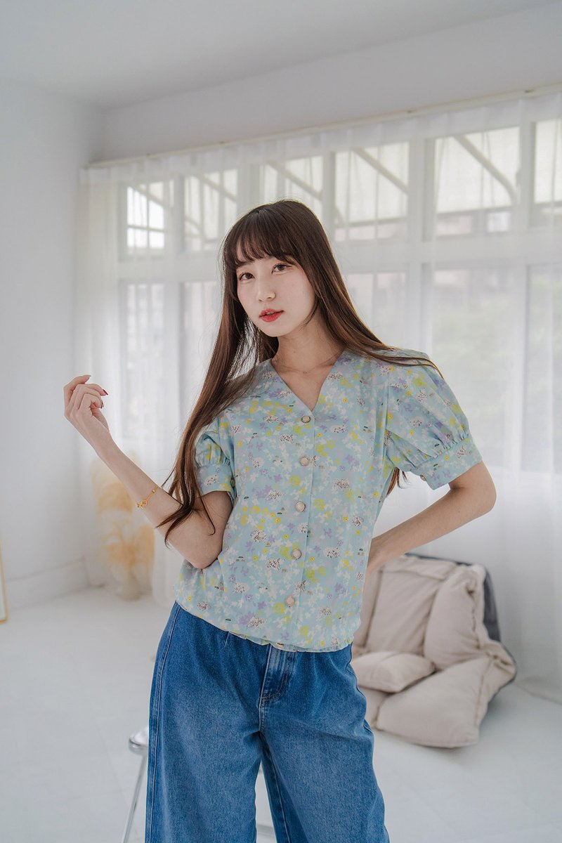 [Poli Print] Teddy Bear Puff Sleeve Elastic Band Short Sleeve Shirt Hokkaido Hegu Color - เสื้อเชิ้ตผู้หญิง - ผ้าฝ้าย/ผ้าลินิน สีน้ำเงิน