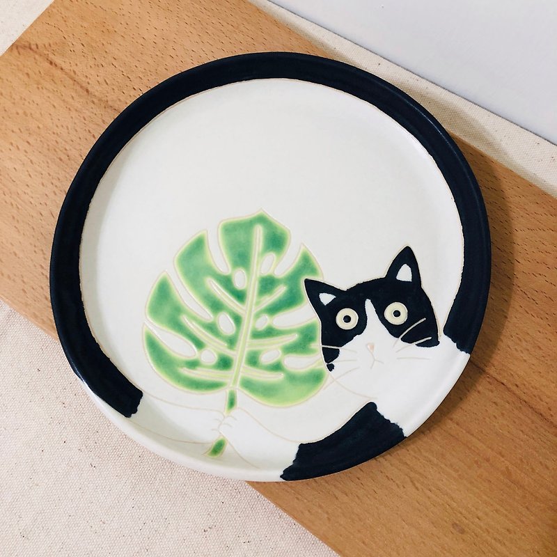 貓的最愛 / 手作餐盤 / 賓士貓與龜背芋 - 盤子/餐盤 - 瓷 多色