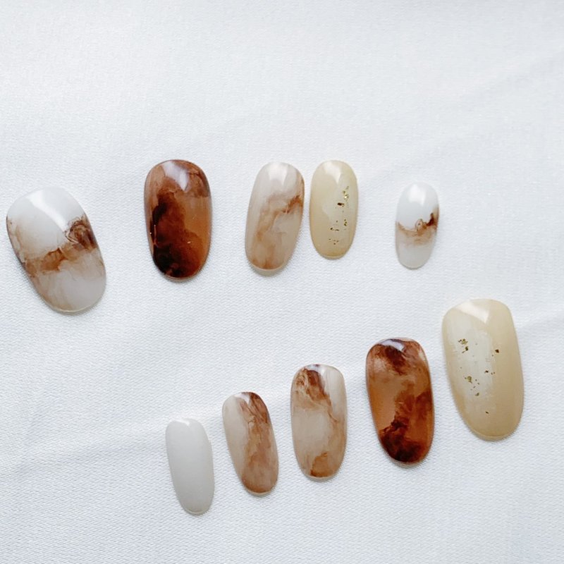 Oat Milk Latte Nail Patches / Wearing Nails / Custom Nail Art Patches NA 50 - ยาทาเล็บ - วัสดุอื่นๆ สีนำ้ตาล